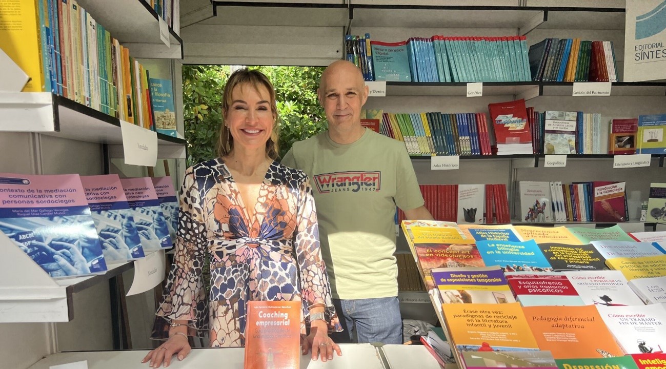 Feria del libro de Madrid | Editorial Síntesis | Libros de Meritxell Obiols | Coach | 2